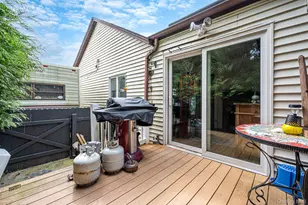 23 Dewey Pl, Lindenhurst, NY 11757 - Photo 24