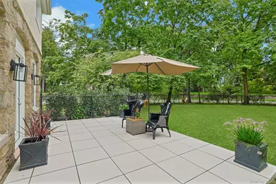 50 Forest Circle, New Rochelle, NY 10804 - Photo 10