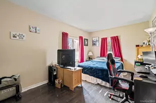125 W 3rd St, Ronkonkoma, NY 11779 - Photo 16