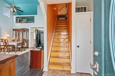 125 W 3rd Street, Ronkonkoma, NY 11779 - Photo 4