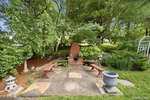 30 Greenvale Cir, White Plains, NY 10607 - Photo 28