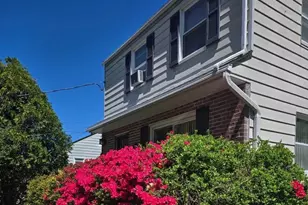30 Greenvale Cir, White Plains, NY 10607 - Photo 2
