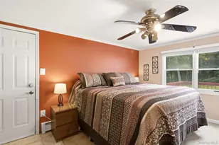 224 Holbrook Ave, Ronkonkoma, NY 11779 - Photo 32