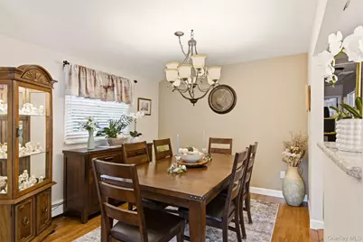 224 Holbrook Avenue, Ronkonkoma, NY 11779 - Photo 12