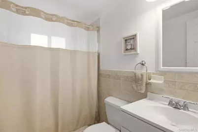 224 Holbrook Avenue, Ronkonkoma, NY 11779 - Photo 28