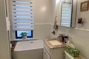 29 Woodmere Blvd, Woodmere, NY 11598 - Photo 20