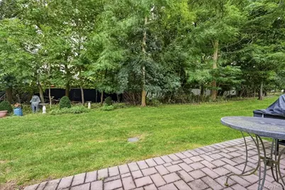 90 Mulberry Common, Riverhead, NY 11901 - Photo 22