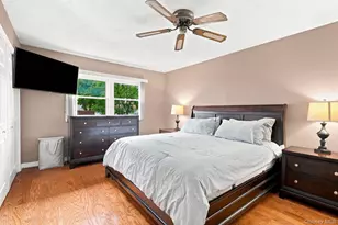 33 Dorchester Dr, Yonkers, NY 10710 - Photo 14