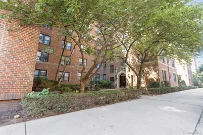 68-36 Burns Street #D1, Forest Hills, NY 11375 - Photo 1