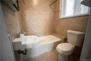 3435 Lexington Ave, Mohegan Lake, NY 10547 - Photo 4