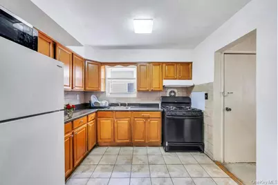 245-11 149th Road, Rosedale, NY 11422 - Photo 34