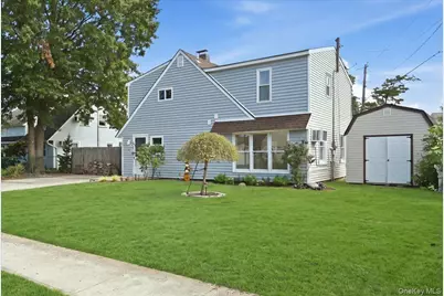6 Stonecutter Road, Levittown, NY 11756 - Photo 2
