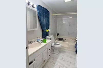 73 Michigan Avenue, Bay Shore, NY 11706 - Photo 8