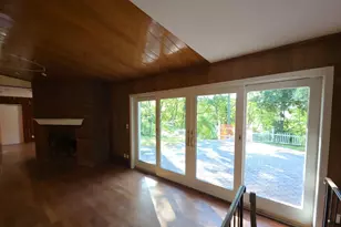 549 Woodbury Rd, Cold Spring Harbor, NY 11724 - Photo 8
