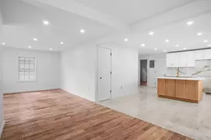 219 E 238th St, Bronx, NY 10470 - Photo 10