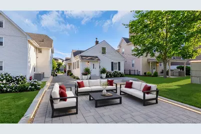 219 E 238th Street, Bronx, NY 10470 - Photo 22