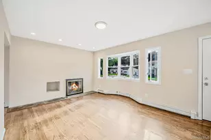 35 Colony Rd, Port Jefferson, NY 11776 - Photo 12