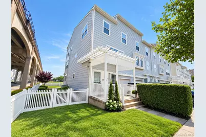 252 Beach Breeze Place, Arverne, NY 11692 - Photo 1