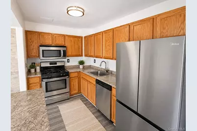 252 Beach Breeze Place, Arverne, NY 11692 - Photo 16