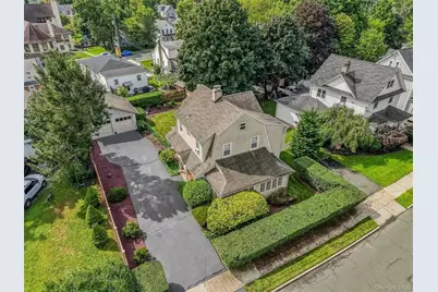61 E Maple Avenue, Suffern, NY 10901 - Photo 2