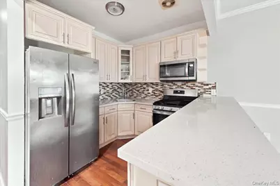 18922 117th Road, Saint Albans, NY 11412 - Photo 18