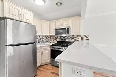 18922 117th Road, Saint Albans, NY 11412 - Photo 10