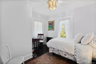 16 Robbins Ave, Amityville, NY 11701 - Photo 24