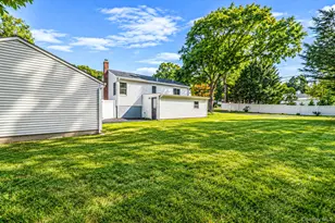 14 Millers Rd, Sound Beach, NY 11789 - Photo 4