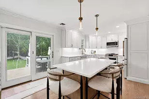 48 Fulton Blvd, Commack, NY 11725 - Photo 6