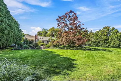 31 Dehan Street, Smithtown, NY 11787 - Photo 36