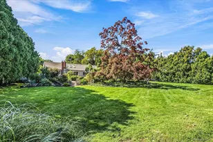 31 Dehan St, Smithtown, NY 11787 - Photo 36