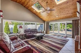 31 Dehan St, Smithtown, NY 11787 - Photo 16