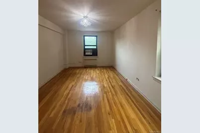 21110 73 Avenue #4G, Bayside, NY 11364 - Photo 2