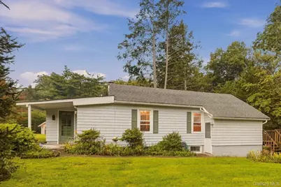 44 Durrin Avenue, Cortlandt Manor, NY 10567 - Photo 2