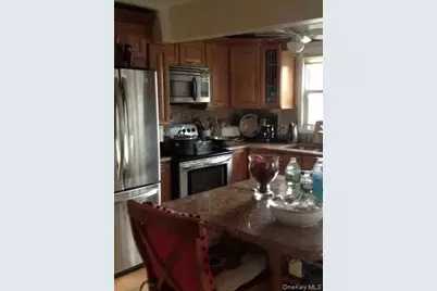326 Lincoln Avenue, Brentwood, NY 11717 - Photo 4