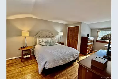 65 Westwood Road N, Massapequa Park, NY 11762 - Photo 8