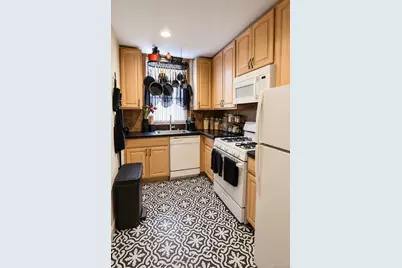 2541 Holland Avenue, Bronx, NY 10467 - Photo 22