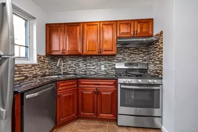 229-04 Hillside Avenue #1st Floor, Queens Village, NY 11427 - Photo 6