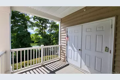 621 Regency Drive, Fishkill, NY 12524 - Photo 38
