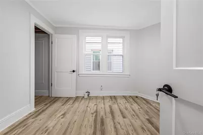 173-43 103 Avenue, Jamaica, NY 11433 - Photo 34