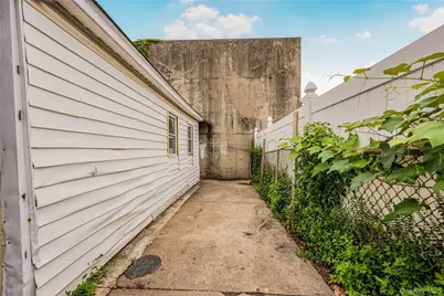 173-43 103 Avenue, Jamaica, NY 11433 - Photo 48