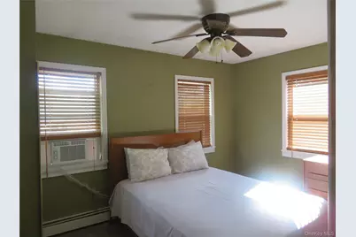 9 Palfrey Street, Bay Shore, NY 11706 - Photo 1