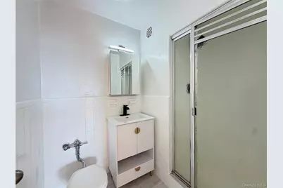 10-40 Neilson Street #3N, Far Rockaway, NY 11691 - Photo 6