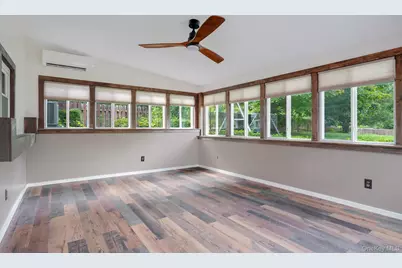 10 Meadow Lane, Pleasant Valley, NY 12569 - Photo 26