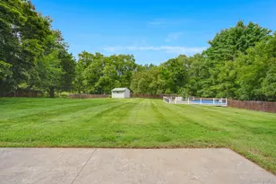 10 Meadow Ln, Pleasant Valley, NY 12569 - Photo 32