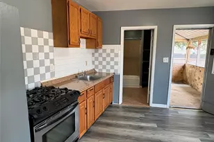 358 North St, Middletown, NY 10940 - Photo 2