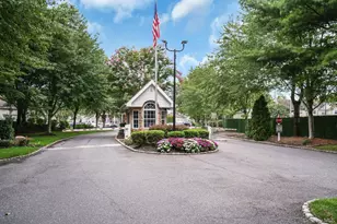 107 Deer Valley Dr, Nesconset, NY 11767 - Photo 2