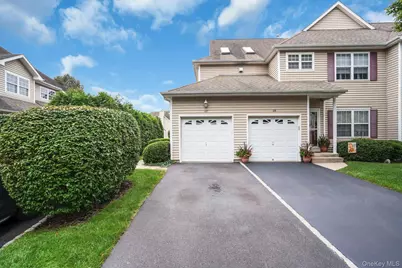 107 Deer Valley Drive, Nesconset, NY 11767 - Photo 4