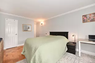 100 Clinton Ave, Mineola, NY 11501 - Photo 16