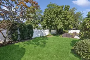 26 Avenue D, Holbrook, NY 11741 - Photo 18